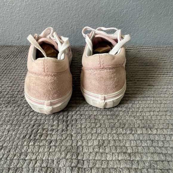 Vans - Picture 4 of 4